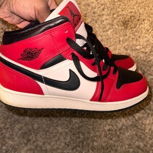 Nike Kids Black and Red Sneakers